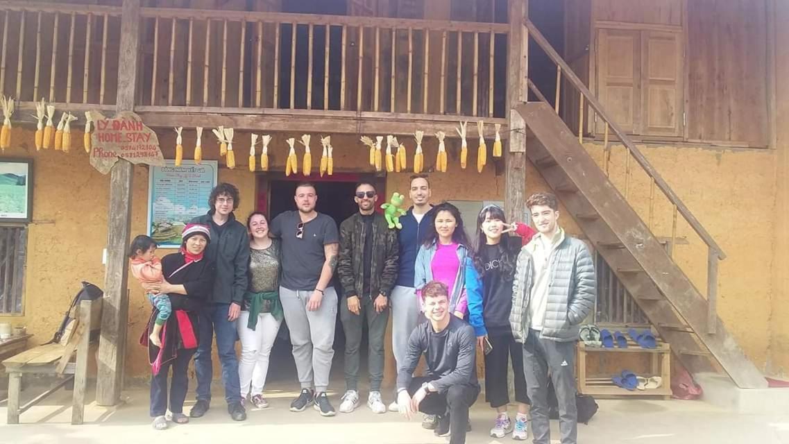 Central Backpackers Hostel Ha Giang Bagian luar foto