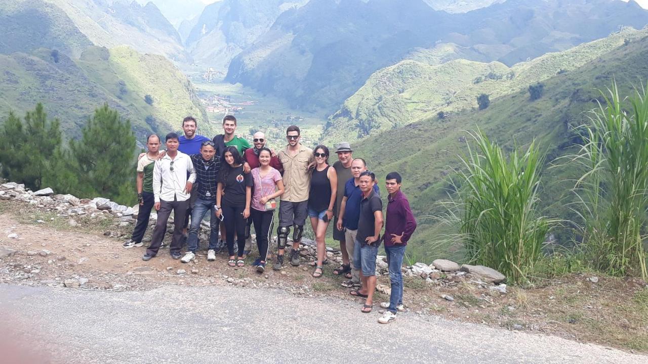 Central Backpackers Hostel Ha Giang Bagian luar foto