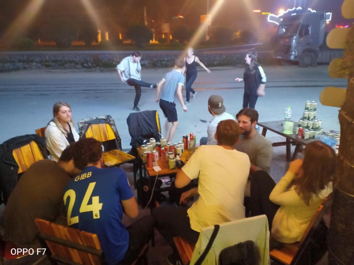 Central Backpackers Hostel Ha Giang Bagian luar foto